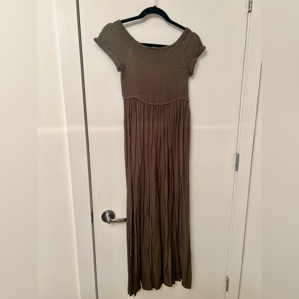 Cotton Emporium Dark Green Smocked Maxi Dress – Size Small